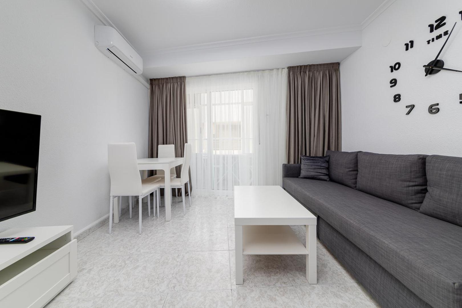 Calle Concordia 86, Two Bedroom Apartment, Up To 6 Guests, Near Del Cura Beach,Supermarket Mercadona And Central Bus Station Torrevieja Exterior foto